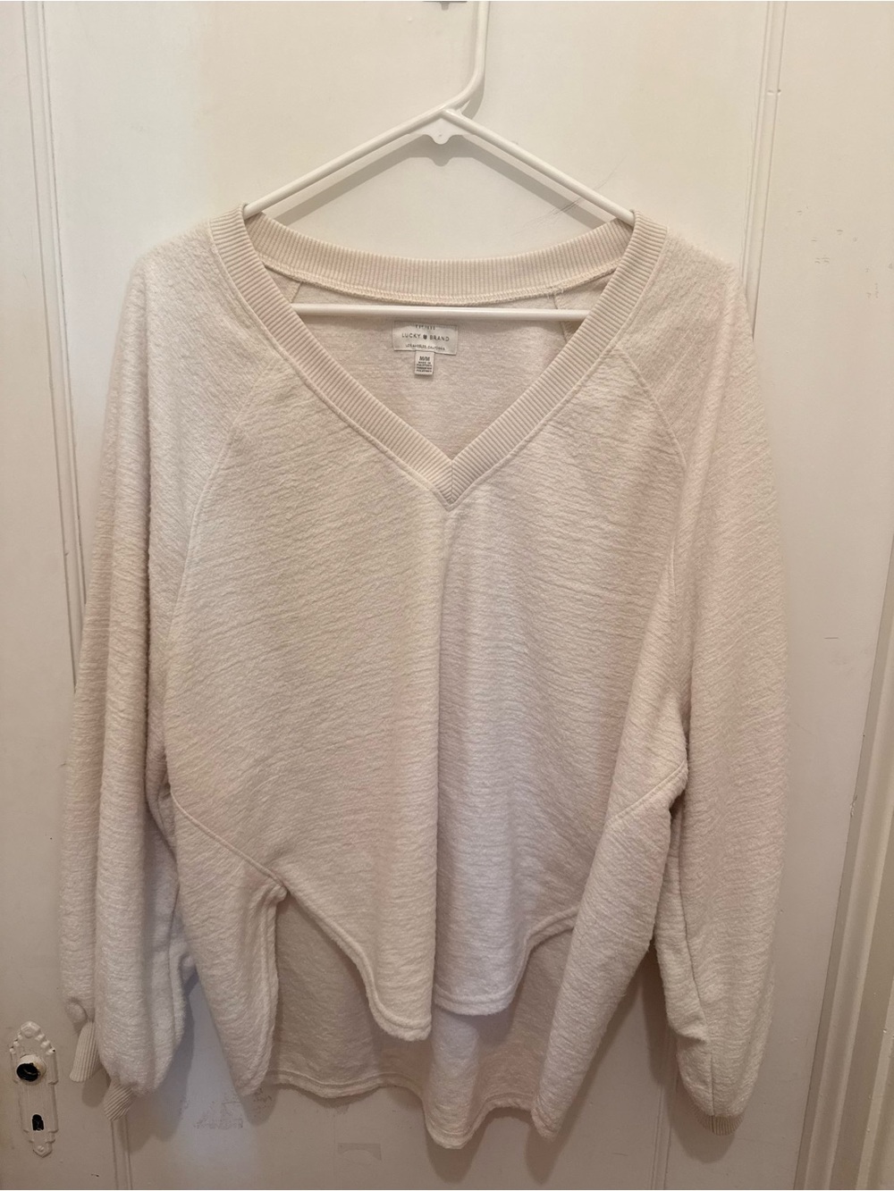 Lucky Brand Ivory V-Neck Pullover Sweatshirt